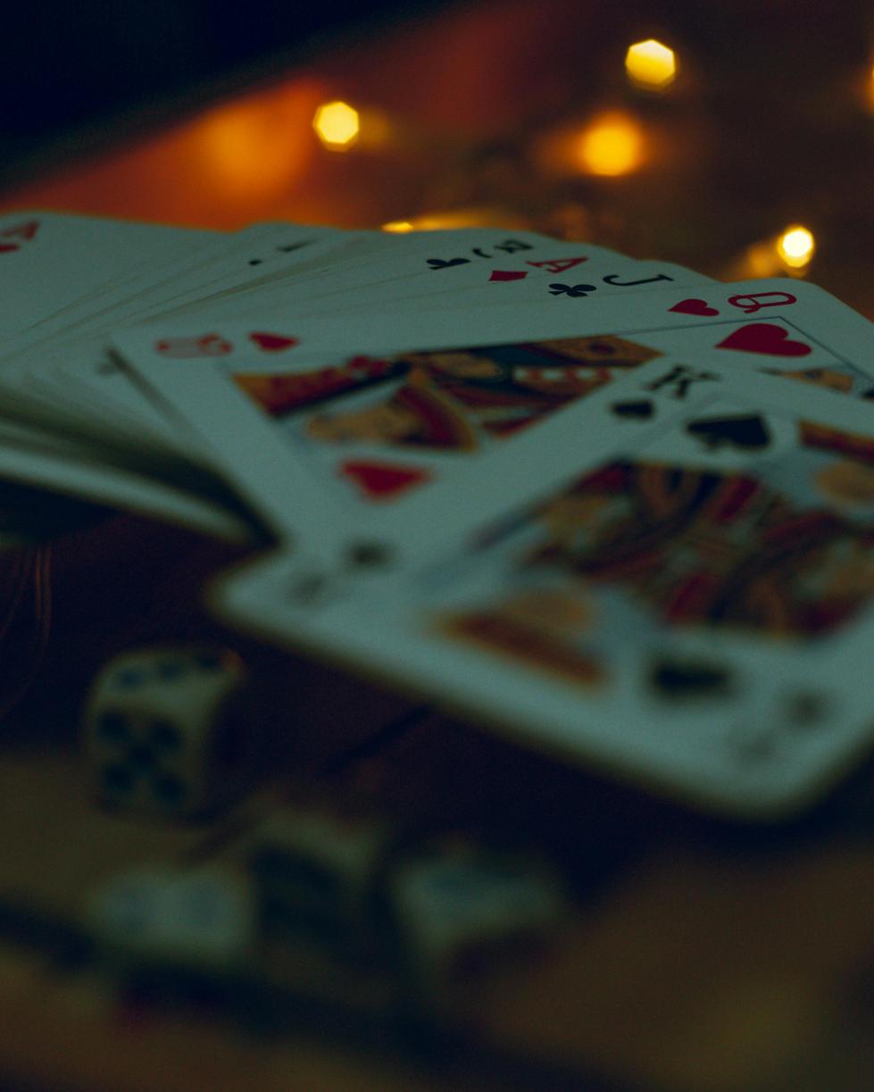 Online Casino vs. Land-Based Casino: De Belangrijkste Verschillen Uitgelegd